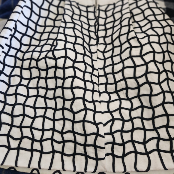 H&M SKIRT - Picture 3 of 6